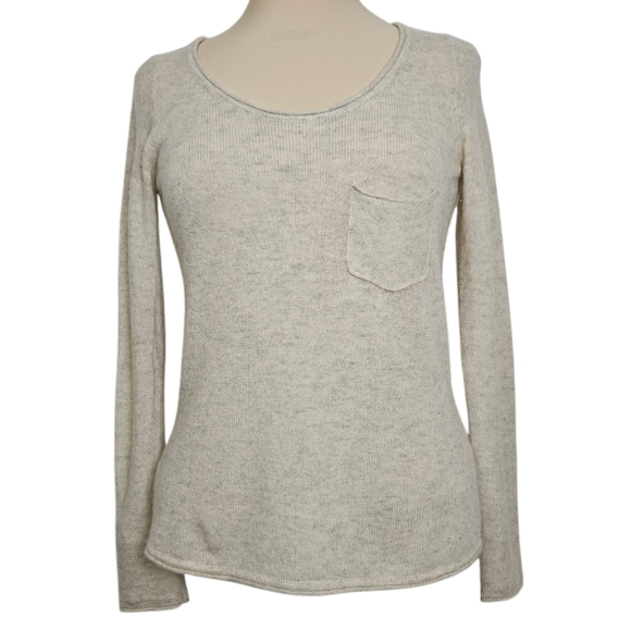 Qi Featherweight Scoopneck Cashmere Pocket Sweater in Heathered Cream Size XS - Picture 2 of 12